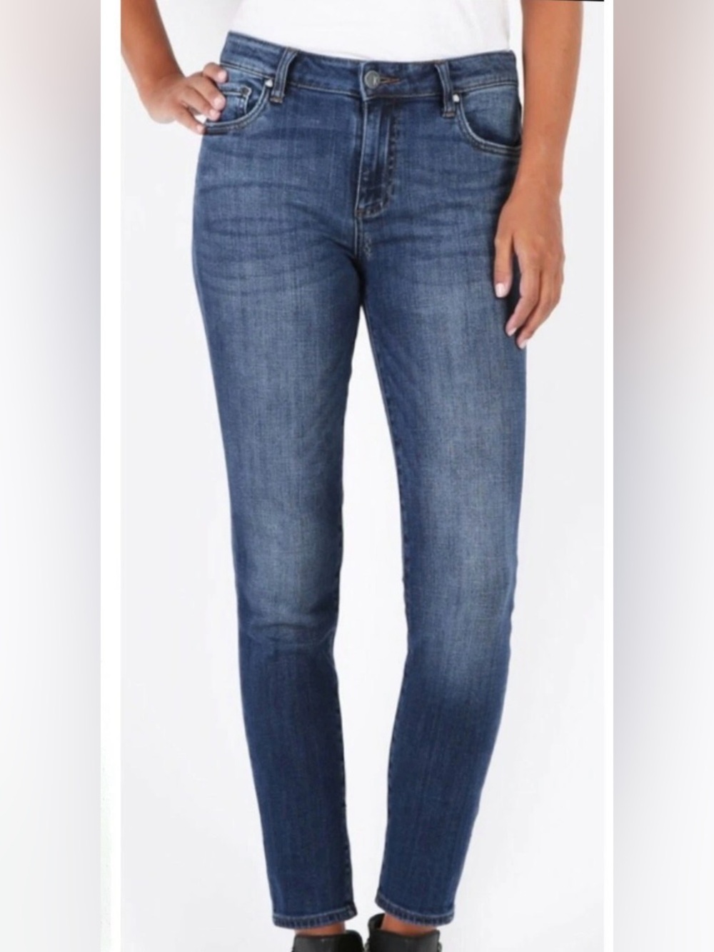 Kut from the Kloth Diana cigarette leg tapered Stretch Jeans in Mid Blue